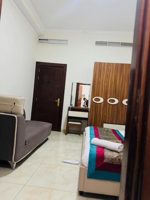 Al Hayat Suites Apartment Manama Exterior photo